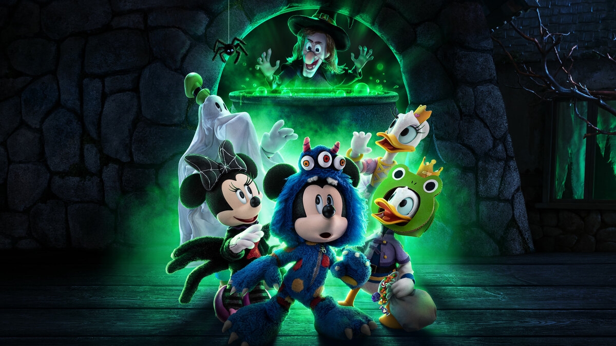 Mickey and Friends Trick or Treats